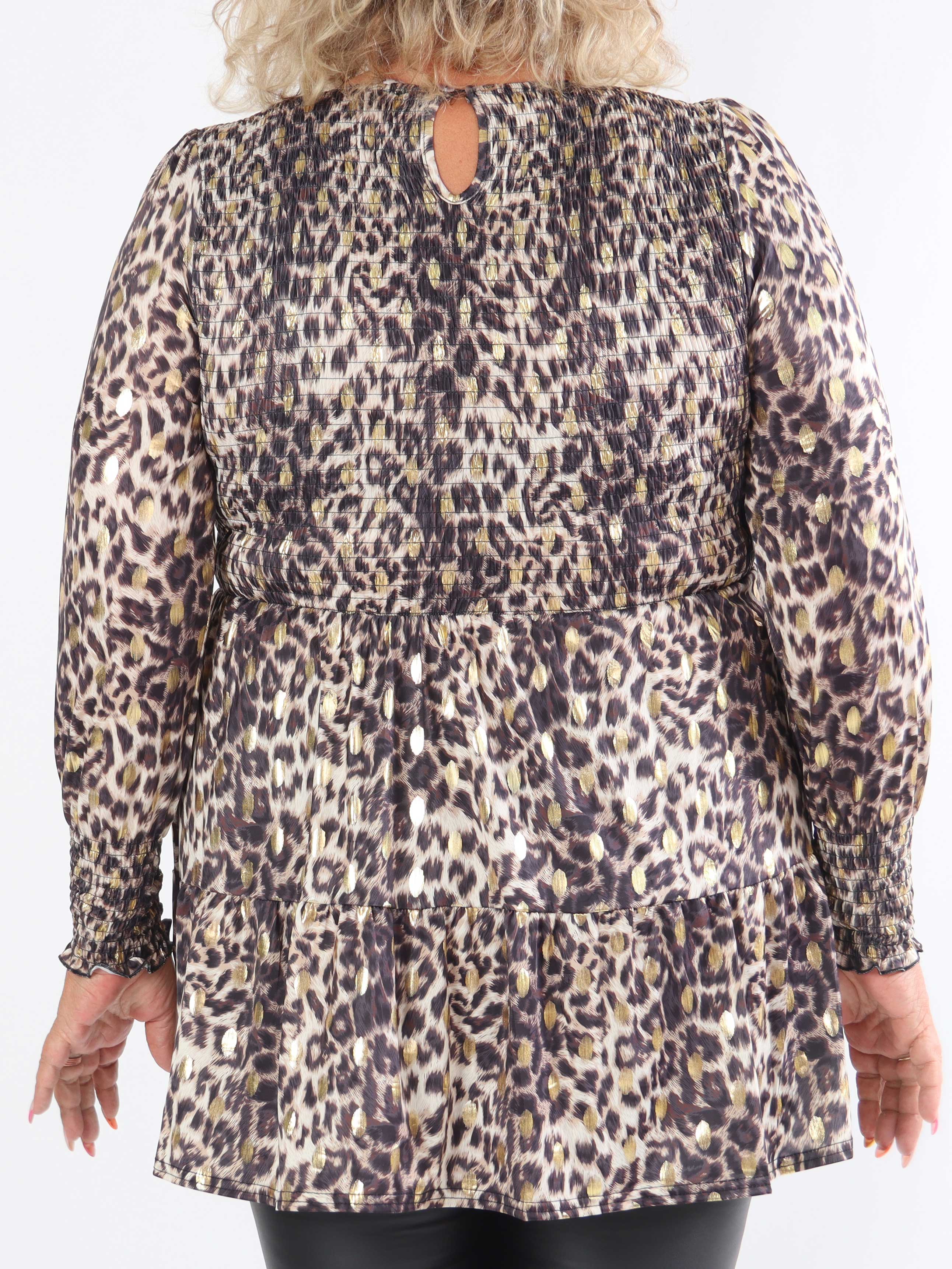 Kelly Animal Shirt - Elastisk blus i plus size-modell med smock över bröstet